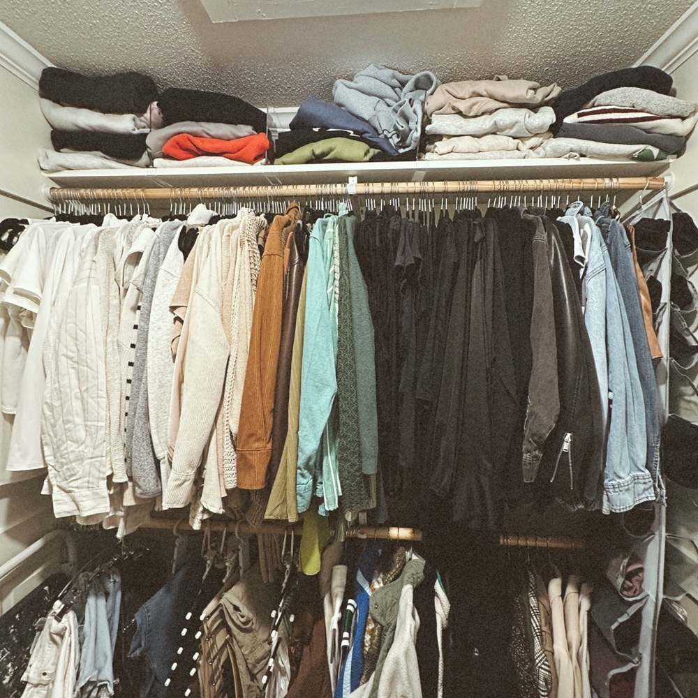 Women’s Clothing Bundle - 10+ items